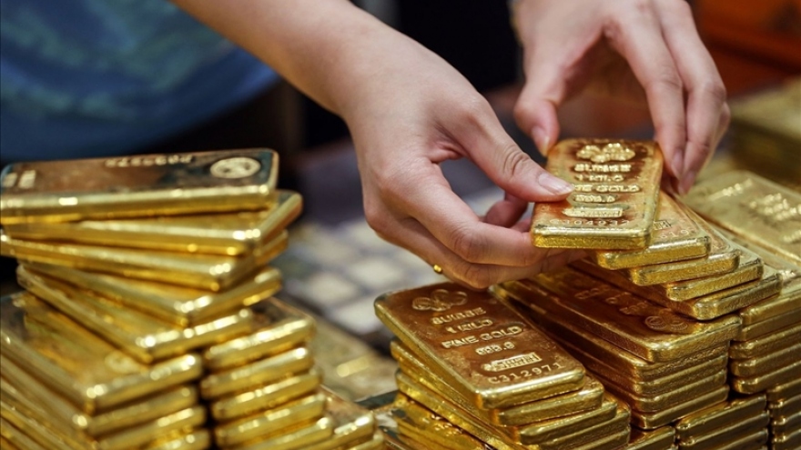 Vàng trong nước bật tăng mạnh theo đà tăng của vàng thế giới